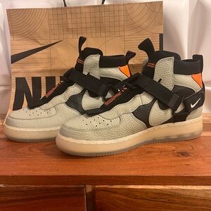Nike Air Force 1 Utility mid Spurce Fog